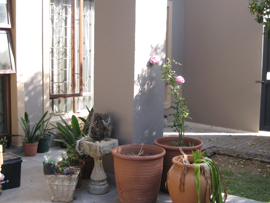2 Bedroom Property for Sale in Moregloed Gauteng