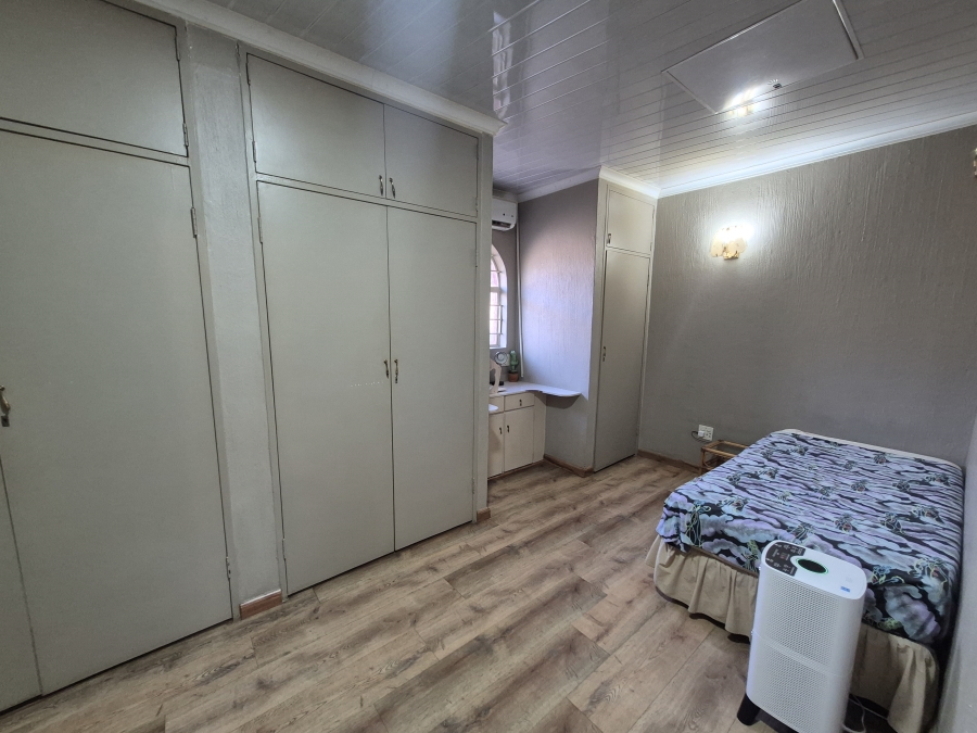 4 Bedroom Property for Sale in Brackenhurst Gauteng