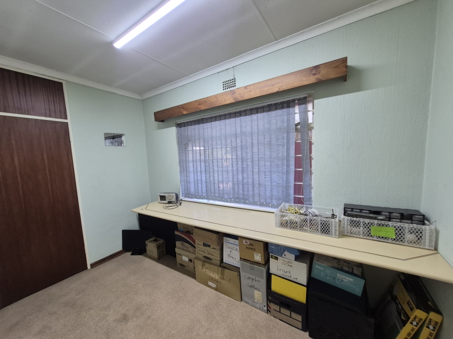 4 Bedroom Property for Sale in Brackenhurst Gauteng