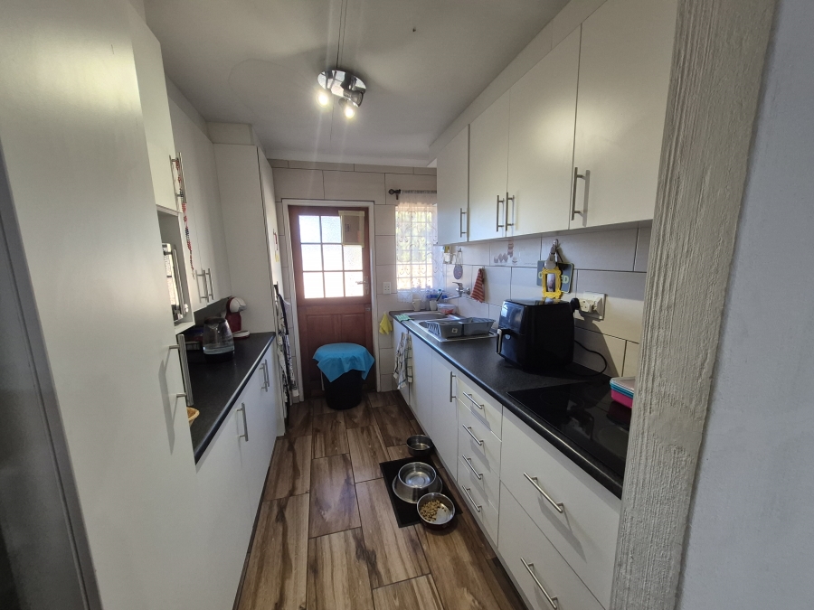 4 Bedroom Property for Sale in Brackenhurst Gauteng