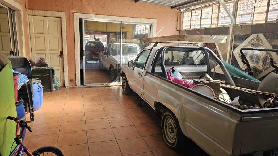 3 Bedroom Property for Sale in Daveyton Gauteng