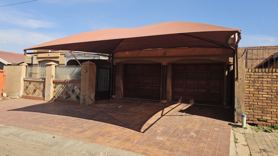 3 Bedroom Property for Sale in Daveyton Gauteng