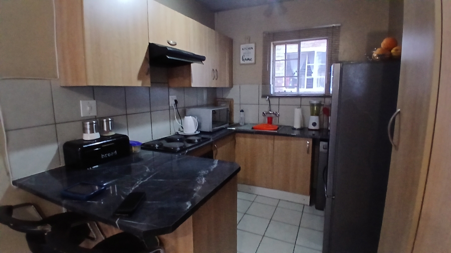 2 Bedroom Property for Sale in Kempton Park Central Gauteng