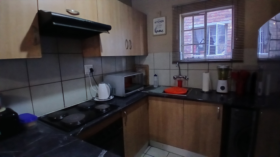 2 Bedroom Property for Sale in Kempton Park Central Gauteng