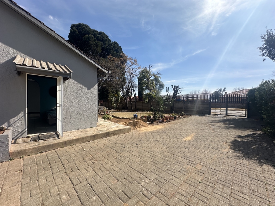 3 Bedroom Property for Sale in Talbotpark Gauteng