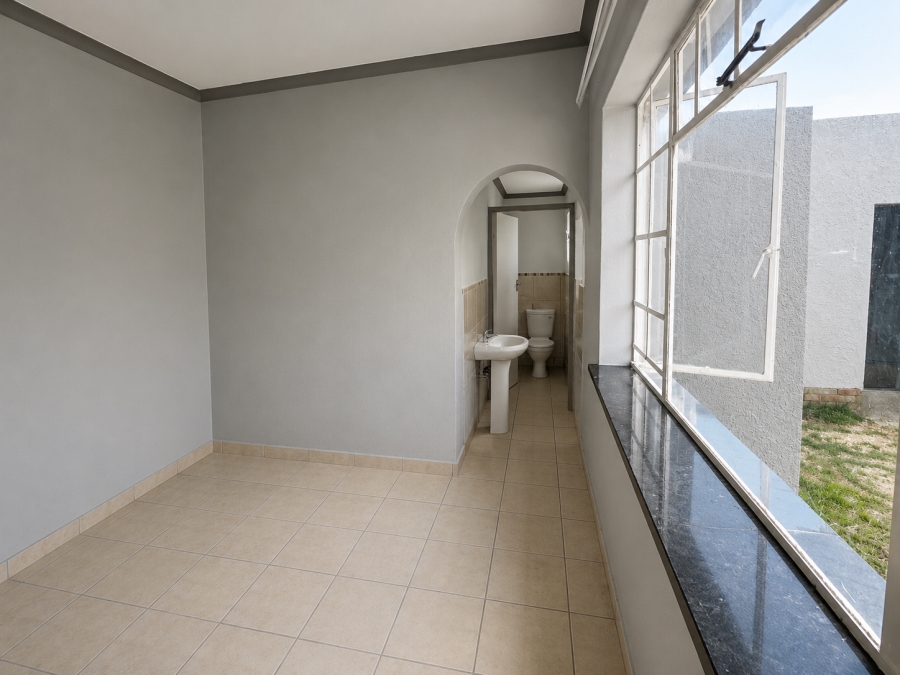 3 Bedroom Property for Sale in Talbotpark Gauteng