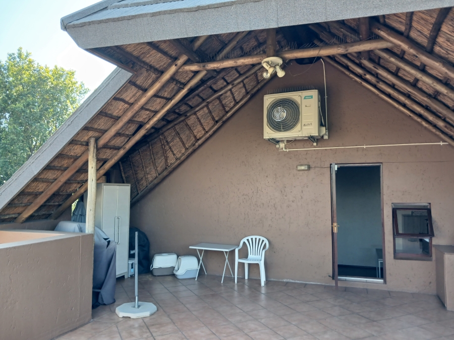 2 Bedroom Property for Sale in Douglasdale Gauteng