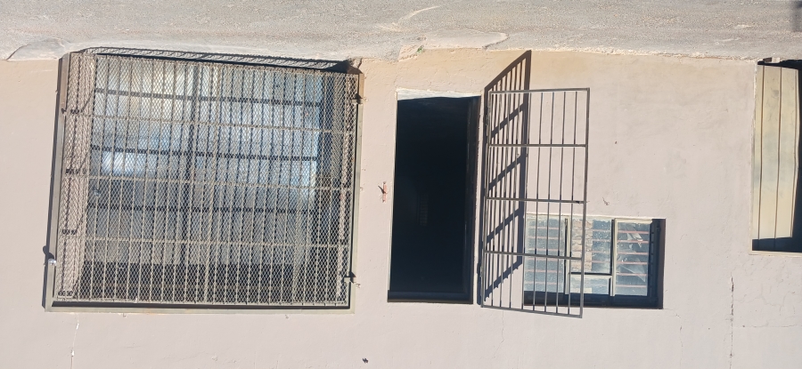 To Let Commercial Property for Rent in Booysens Reserve Gauteng