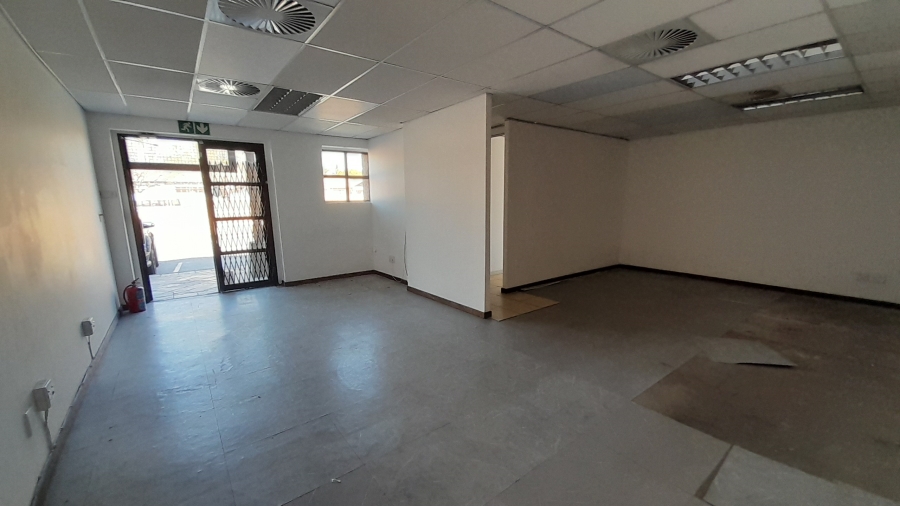 To Let Commercial Property for Rent in Moreleta Park Gauteng