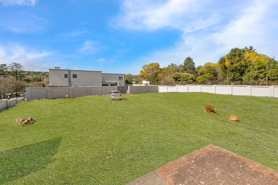 2 Bedroom Property for Sale in Morningside Manor Gauteng