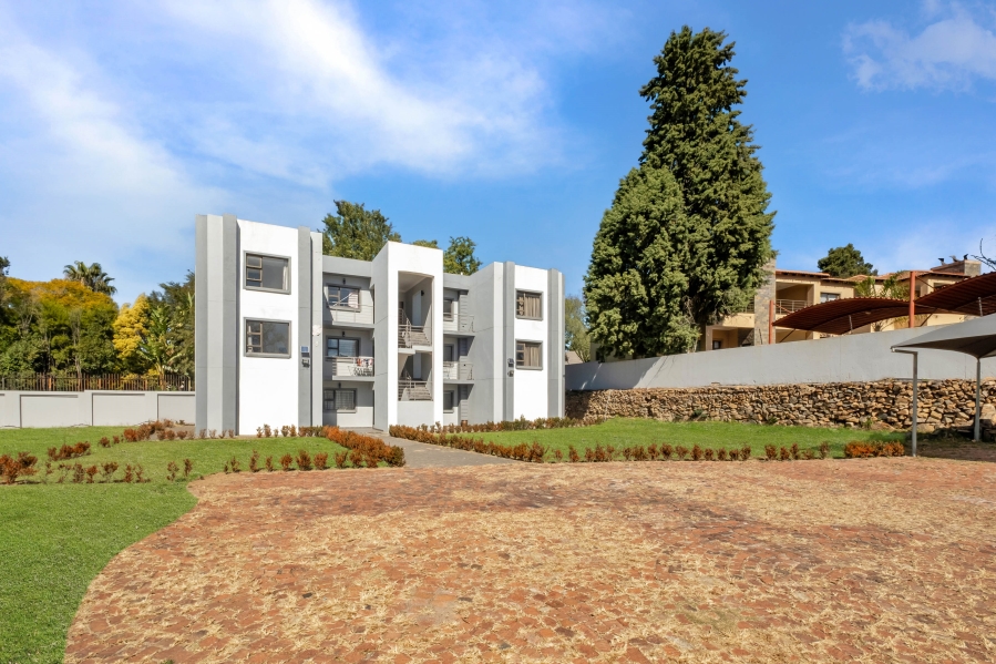 2 Bedroom Property for Sale in Morningside Manor Gauteng