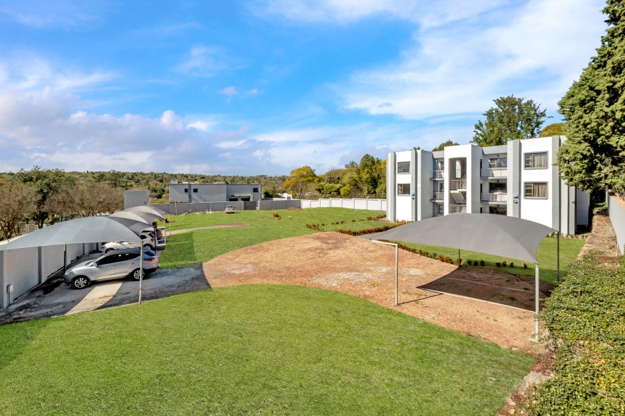 2 Bedroom Property for Sale in Morningside Manor Gauteng