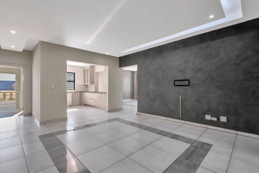 2 Bedroom Property for Sale in Morningside Manor Gauteng