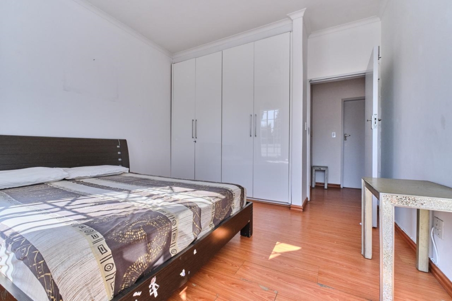 4 Bedroom Property for Sale in Benmore Gardens Gauteng