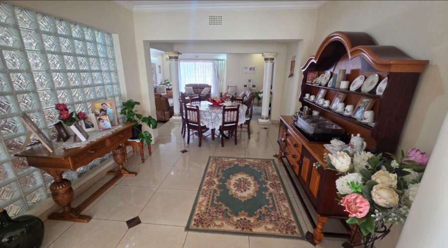 5 Bedroom Property for Sale in Brackenhurst Gauteng