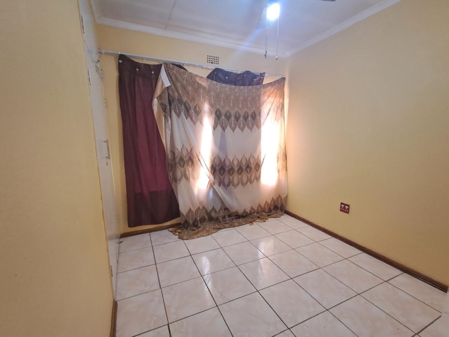 To Let 3 Bedroom Property for Rent in Dalpark Gauteng