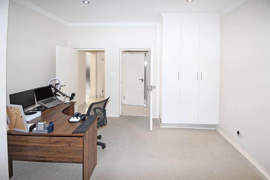 2 Bedroom Property for Sale in Morningside Gauteng