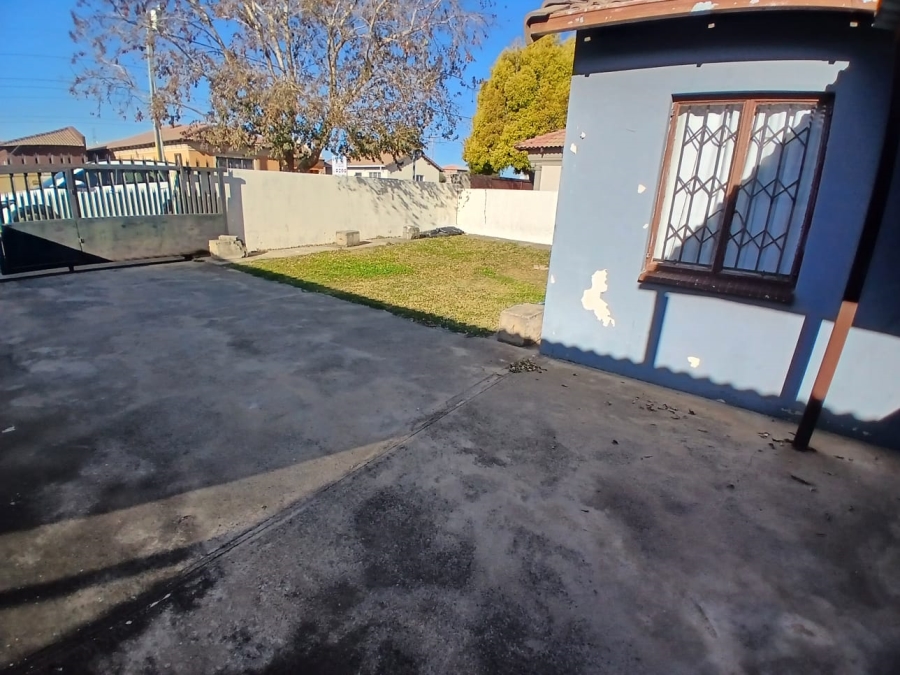 3 Bedroom Property for Sale in Windmill Park Gauteng