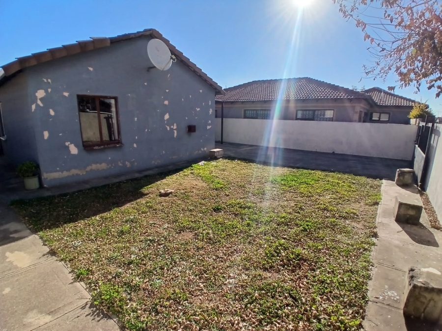 3 Bedroom Property for Sale in Windmill Park Gauteng