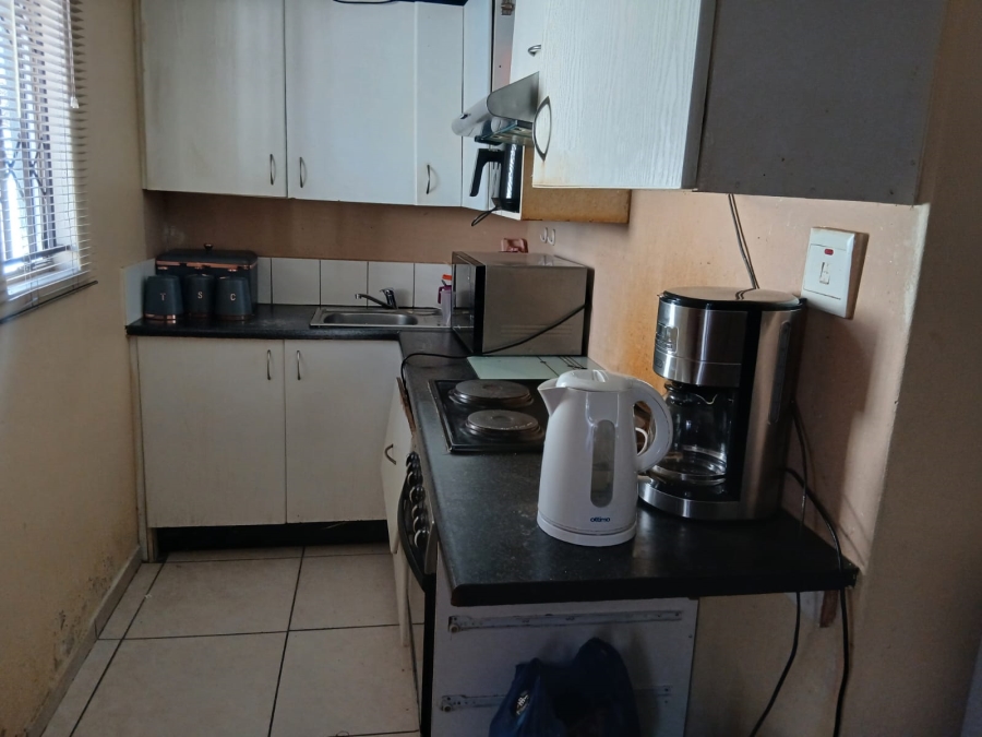 3 Bedroom Property for Sale in Windmill Park Gauteng