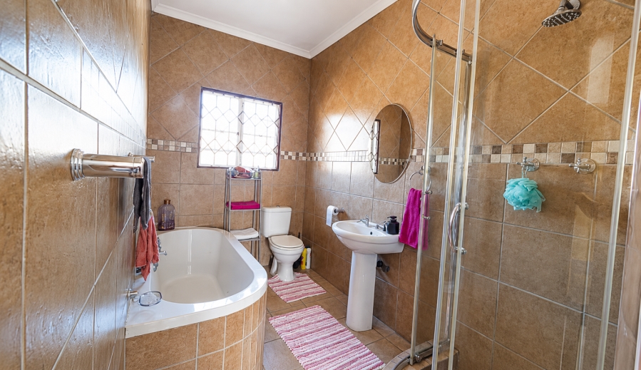3 Bedroom Property for Sale in Riversdale Gauteng