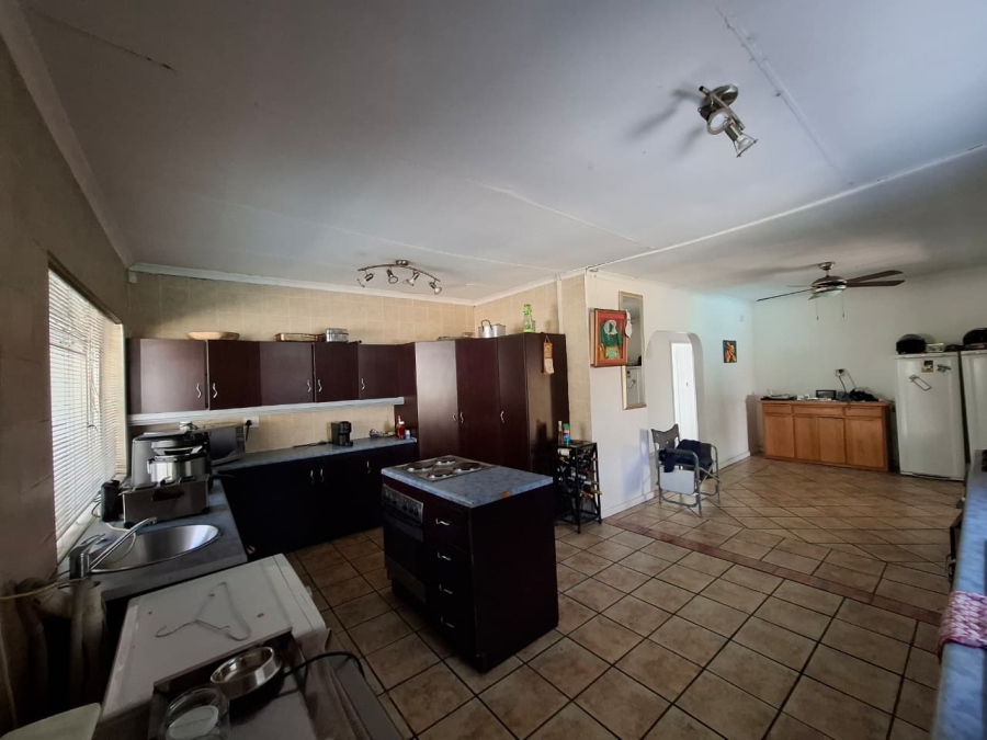 4 Bedroom Property for Sale in Vanderbijlpark SE 7 Gauteng