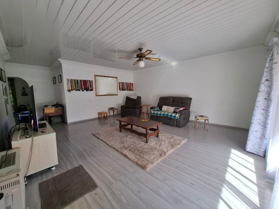 4 Bedroom Property for Sale in Vanderbijlpark SE 7 Gauteng