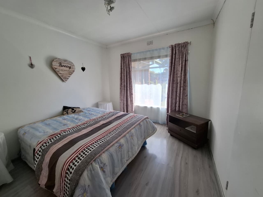 4 Bedroom Property for Sale in Vanderbijlpark SE 7 Gauteng