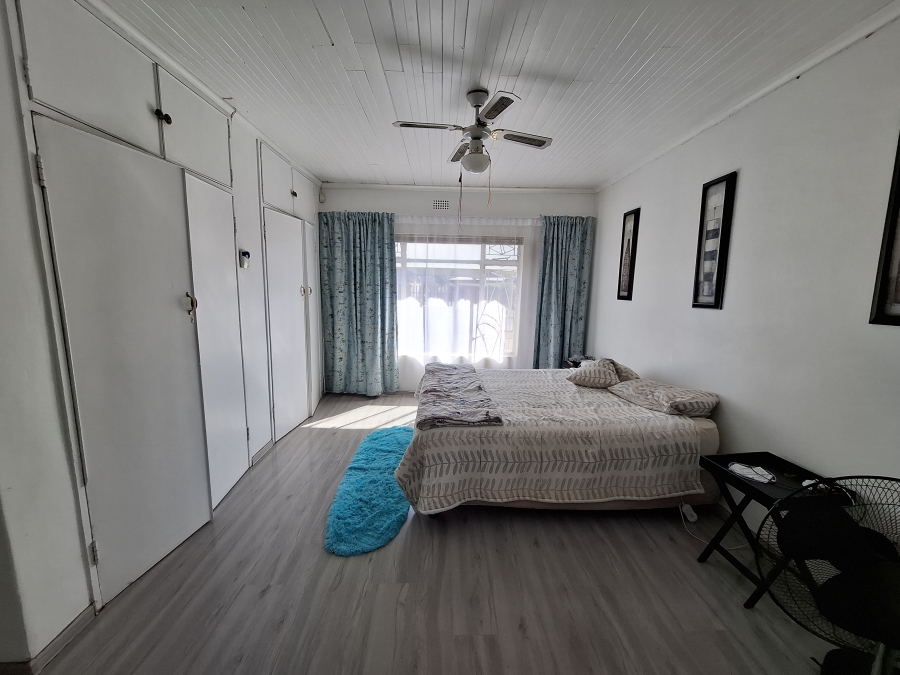 4 Bedroom Property for Sale in Vanderbijlpark SE 7 Gauteng