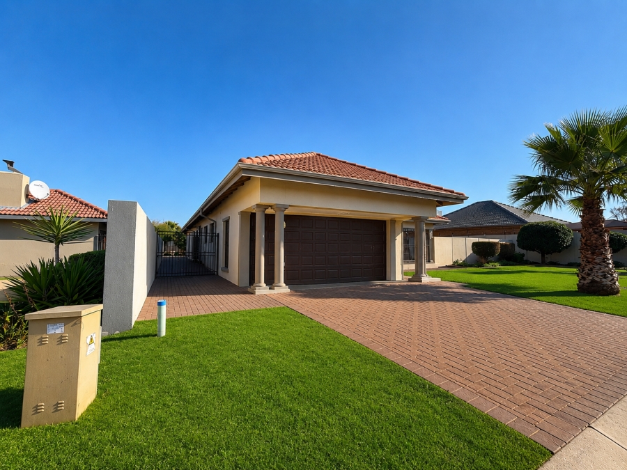 4 Bedroom Property for Sale in Three Rivers East Gauteng