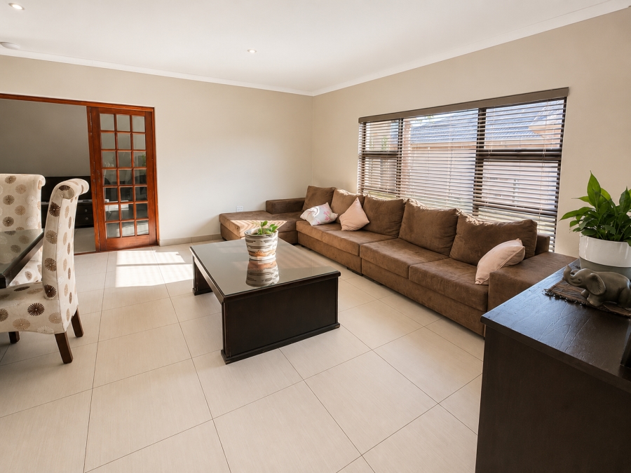 4 Bedroom Property for Sale in Three Rivers East Gauteng