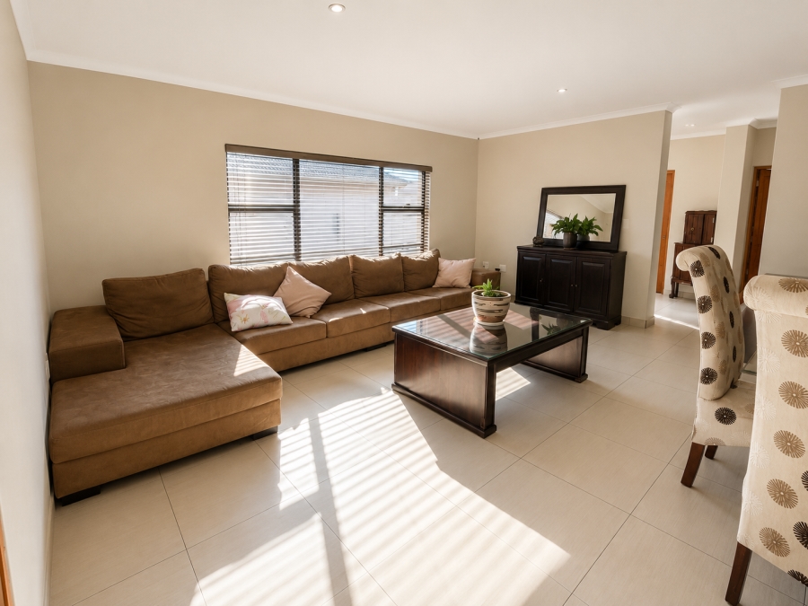 4 Bedroom Property for Sale in Three Rivers East Gauteng