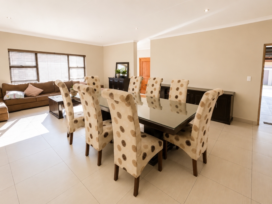 4 Bedroom Property for Sale in Three Rivers East Gauteng