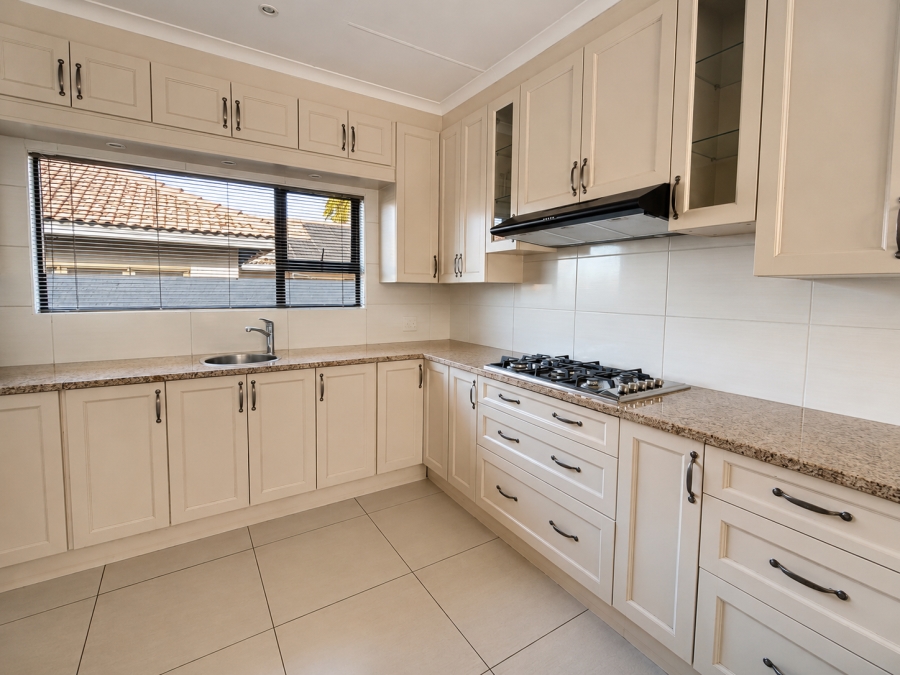 4 Bedroom Property for Sale in Three Rivers East Gauteng