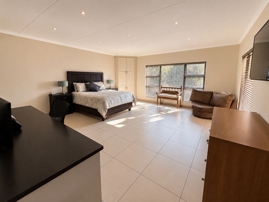 4 Bedroom Property for Sale in Three Rivers East Gauteng