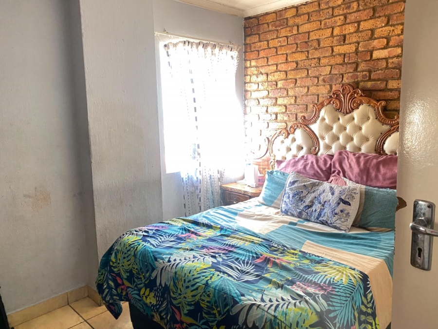 2 Bedroom Property for Sale in Pretoria West Gauteng