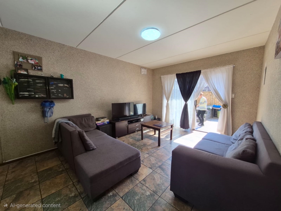 2 Bedroom Property for Sale in Parkrand Gauteng