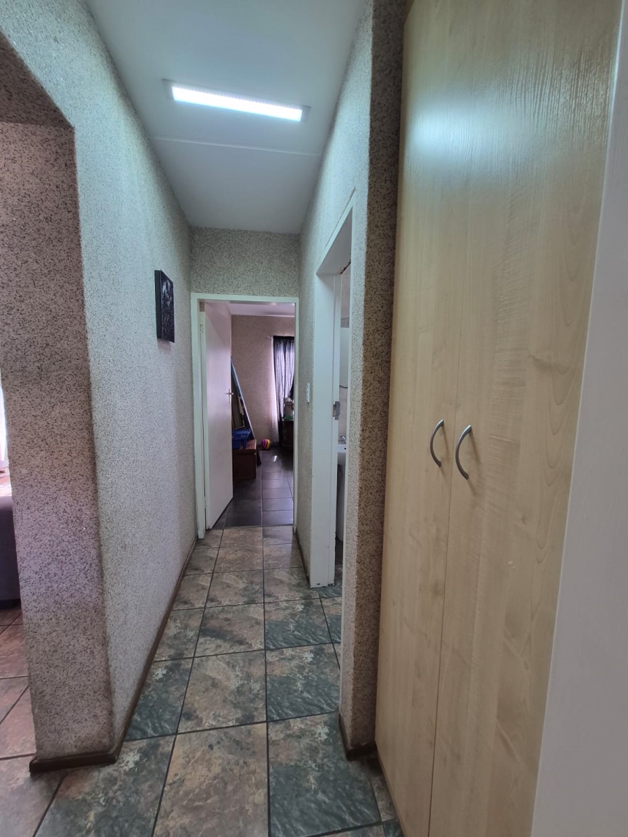 2 Bedroom Property for Sale in Parkrand Gauteng