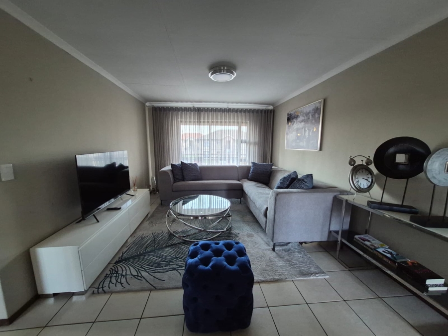 2 Bedroom Property for Sale in Parkrand Gauteng