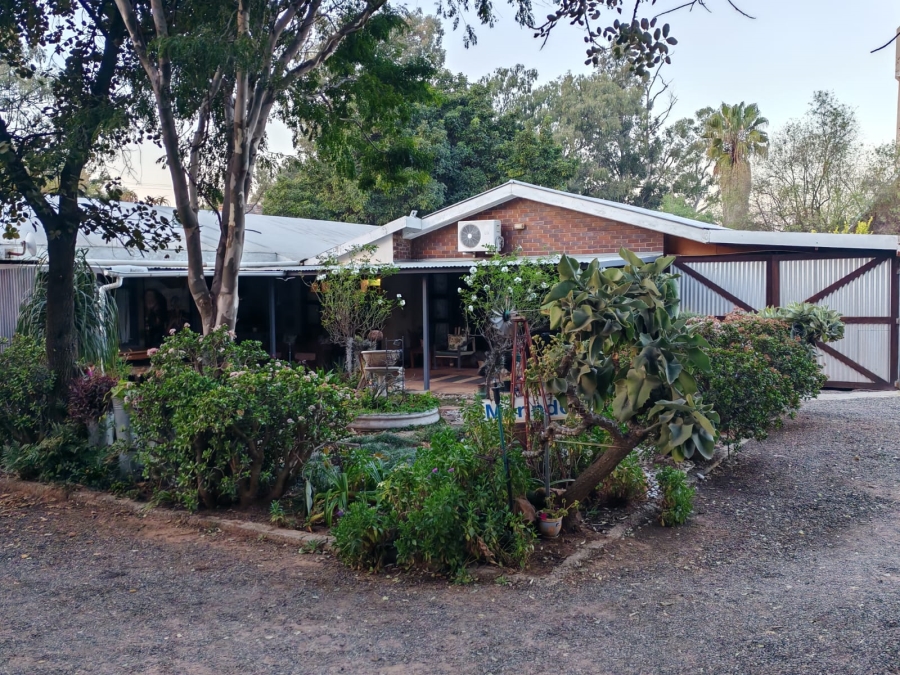 5 Bedroom Property for Sale in Cullinan Gauteng