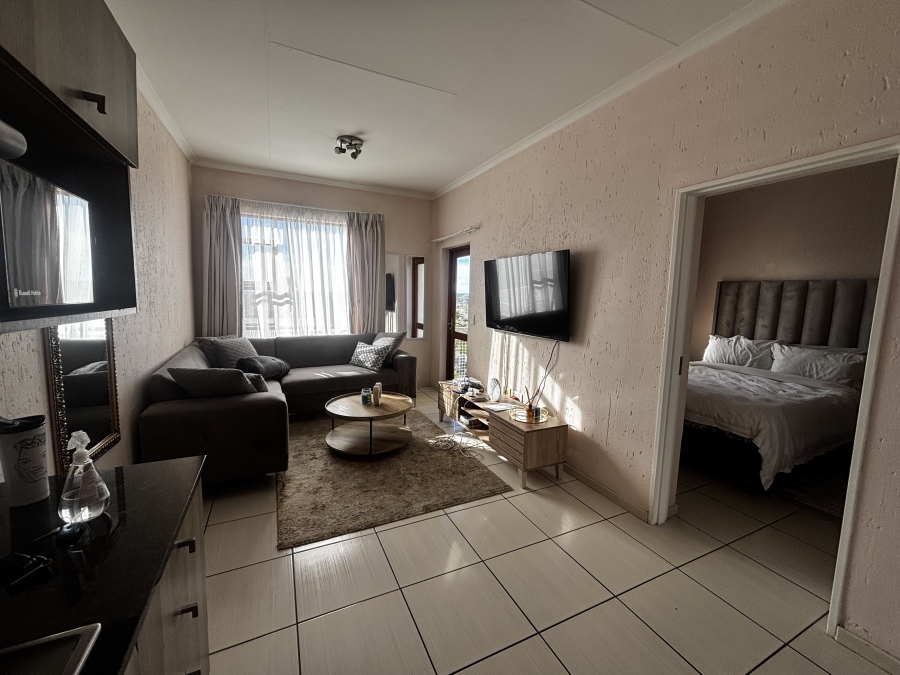 To Let 2 Bedroom Property for Rent in Paulshof Gauteng