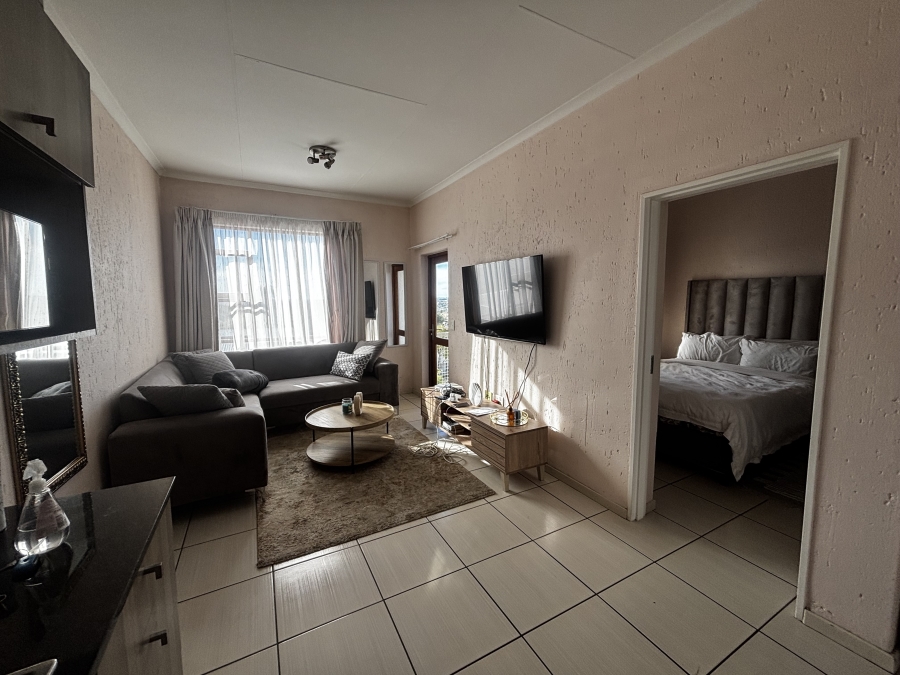 To Let 2 Bedroom Property for Rent in Paulshof Gauteng