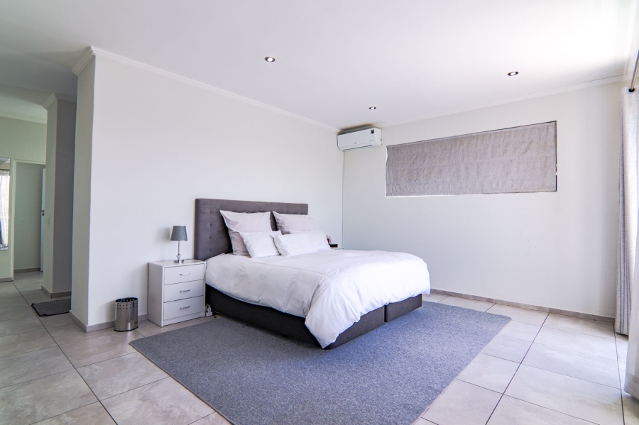 To Let 3 Bedroom Property for Rent in Edenburg Gauteng