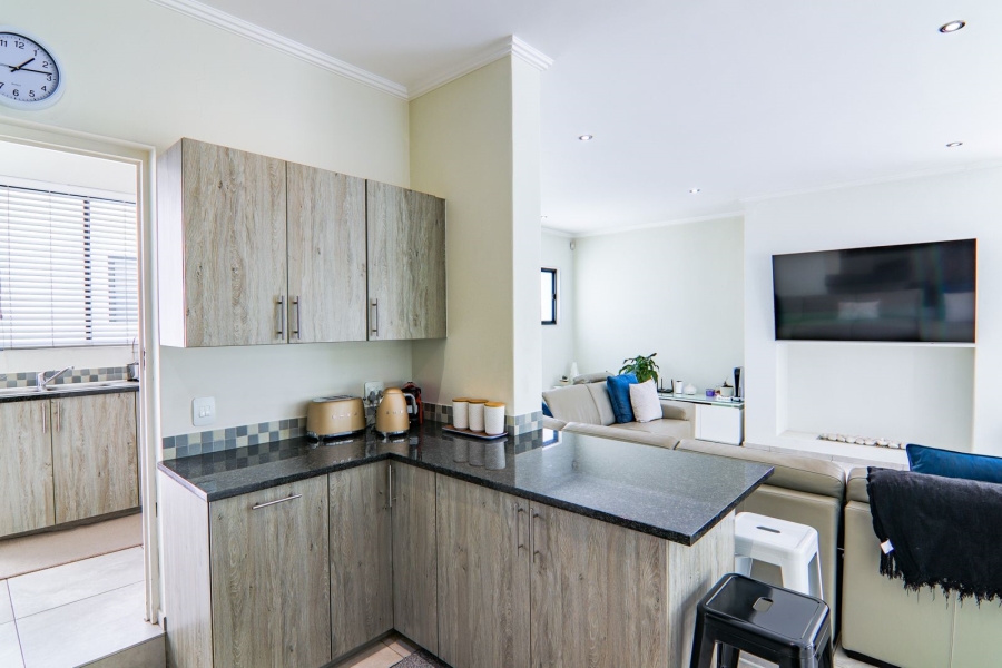 To Let 3 Bedroom Property for Rent in Edenburg Gauteng
