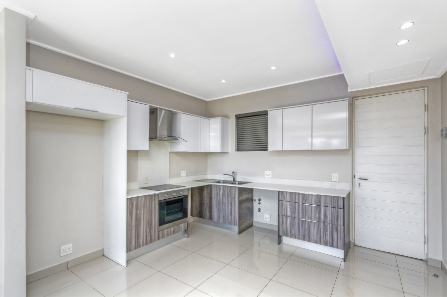 To Let 2 Bedroom Property for Rent in Parkmore Gauteng