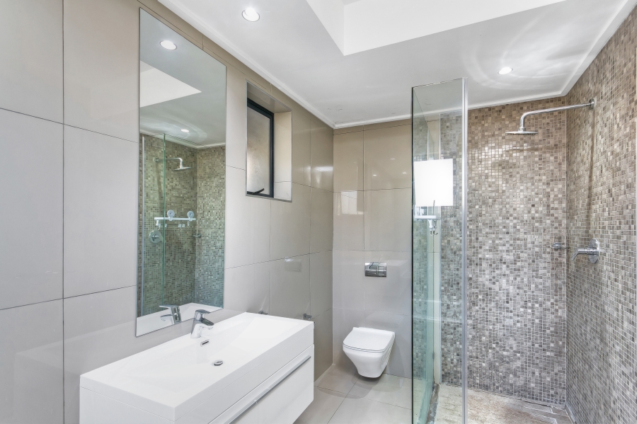 To Let 2 Bedroom Property for Rent in Parkmore Gauteng