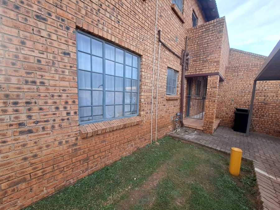 2 Bedroom Property for Sale in Meyerton South Gauteng