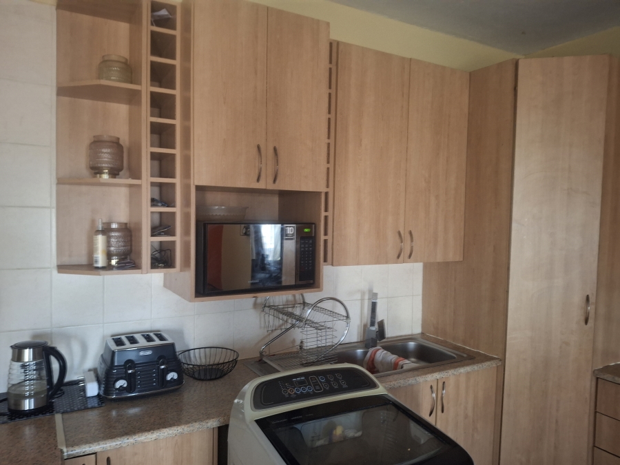 2 Bedroom Property for Sale in Norkem Park Gauteng
