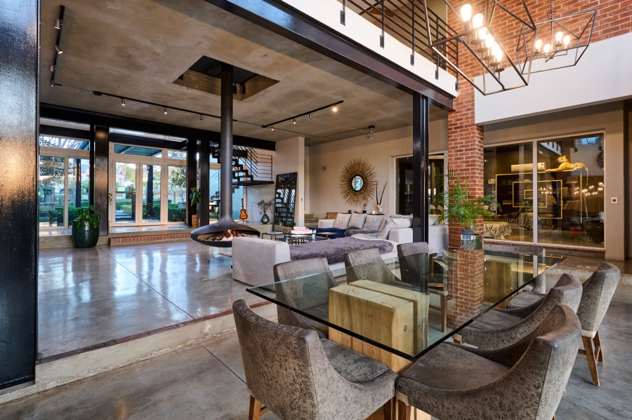 5 Bedroom Property for Sale in Waterfall Country Estate Gauteng