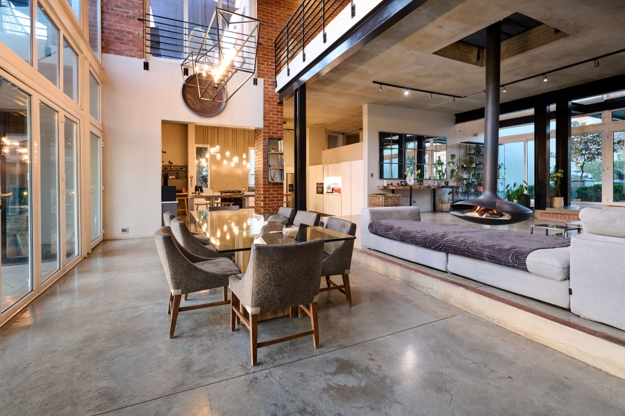 5 Bedroom Property for Sale in Waterfall Country Estate Gauteng